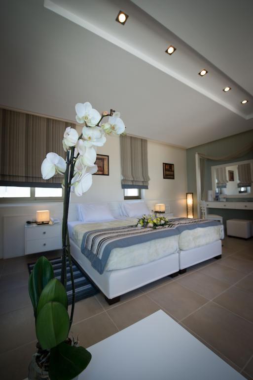 Mantinia Bay Hotel กาลามาตา ภายนอก รูปภาพ