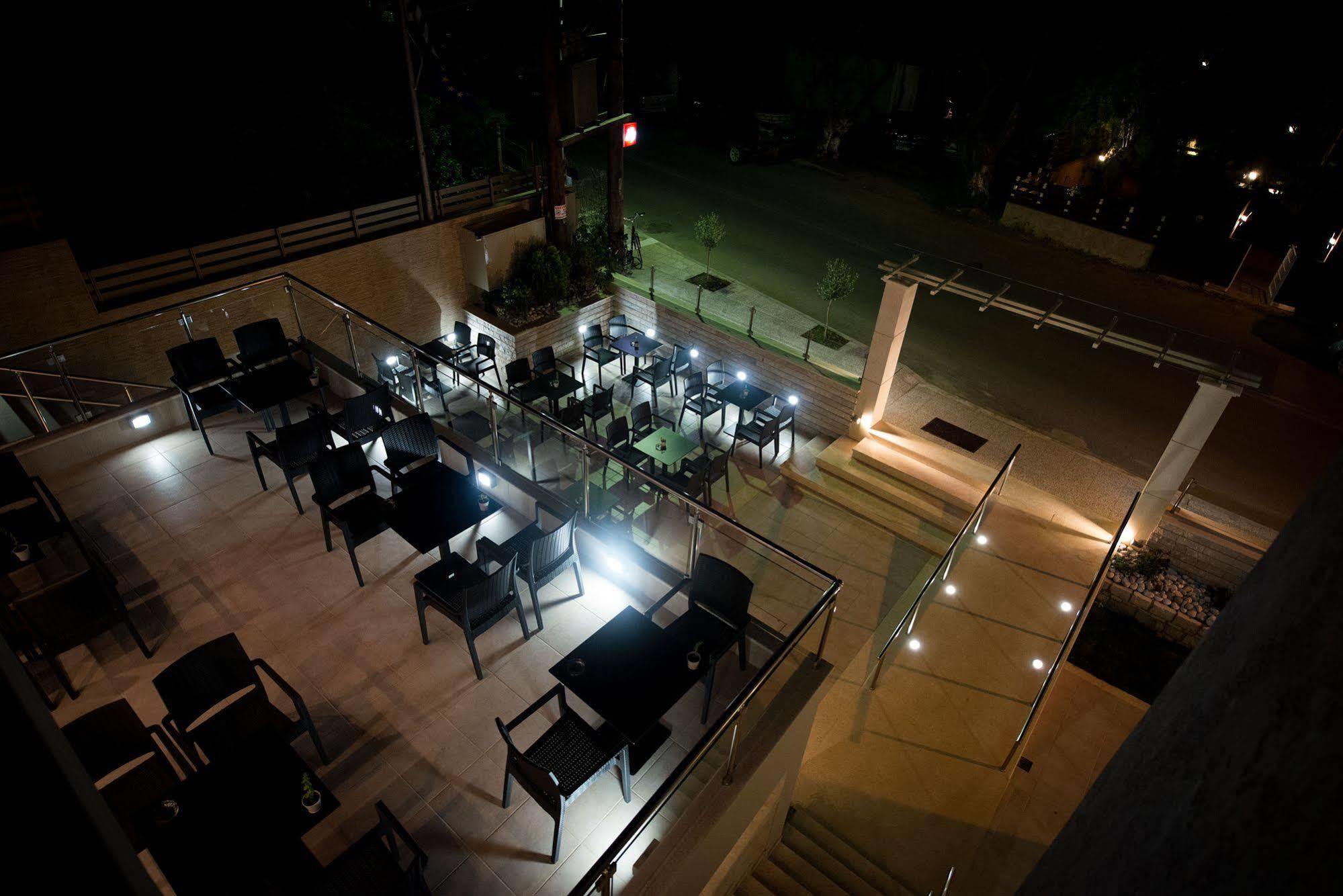 Mantinia Bay Hotel กาลามาตา ภายนอก รูปภาพ